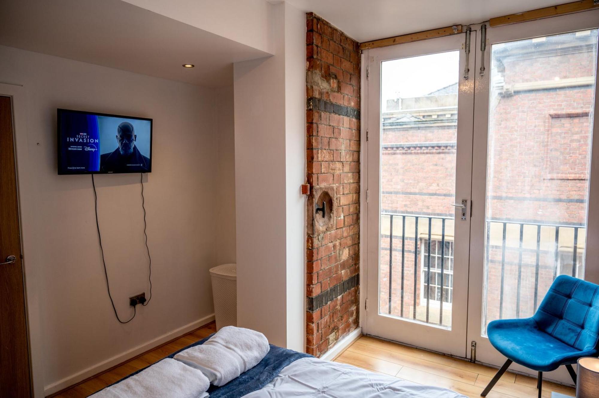 Cavern Quarters, Beautiful Two Bedroom City Centre Apartment By Garudy Serviced Apartments And Short Lets - Perfect For Longer Stays Liverpool Exterior foto