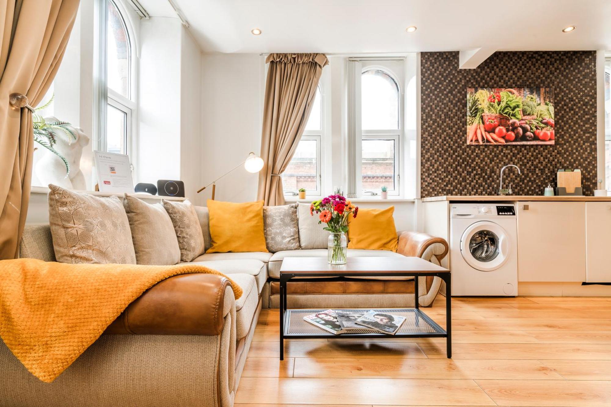 Cavern Quarters, Beautiful Two Bedroom City Centre Apartment By Garudy Serviced Apartments And Short Lets - Perfect For Longer Stays Liverpool Exterior foto
